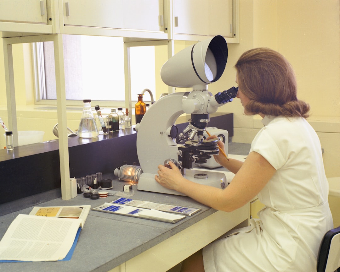 Smart Launch’s Biopharmaceutical Services: Enhancing Precision Medicine with AI and Predictive Analytics